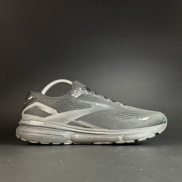 Brooks Ghost 15 Men’s Size 9 D Triple Black Athletic Shoes Running Sneakers GUC main image 5
